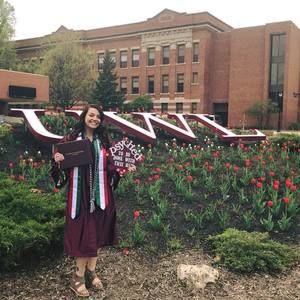 Meet your Posher, Cassie